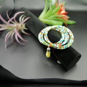 Bracelet (handmade seed beads colorful)